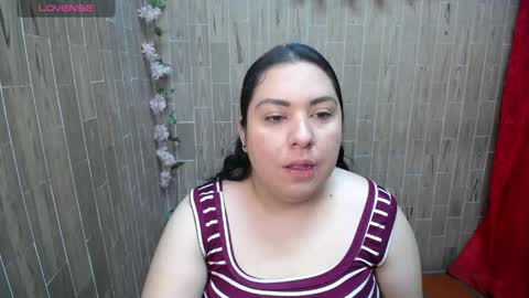 Snapshot of katy2425 chatting on May 11, 12:27 am Katy online show from May 11, 12:27 am