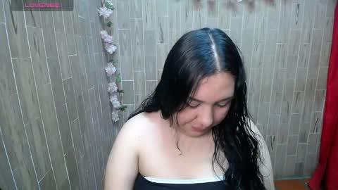Snapshot of katy2425 chatting on May 16, 2:19 am Katy online show from May 16, 2:19 am