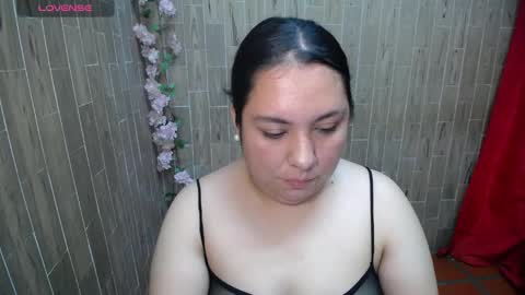 Snapshot of katy2425 chatting on May 26, 1:34 am Katy online show from May 26, 1:34 am