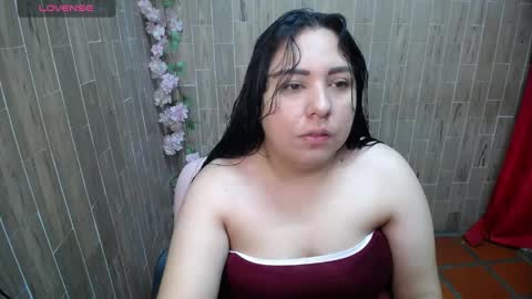Snapshot of katy2425 chatting on June 2, 3:52 am Katy online show from June 2, 3:52 am