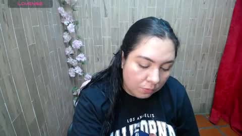 Snapshot of katy2425 chatting on June 8, 12:36 am Katy online show from June 8, 12:36 am