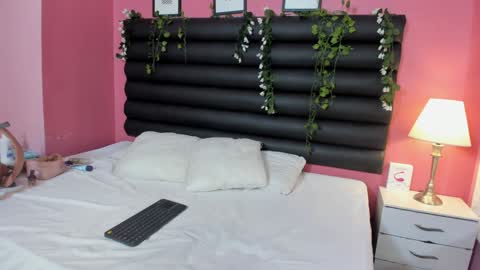 katy_contreras online show from January 7, 11:26 am