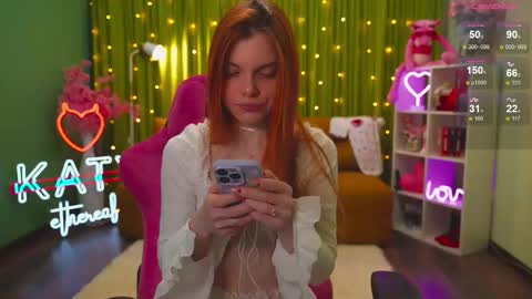 Snapshot of katy_ethereal chatting on February 20, 2:40 am Katy - online show from February 20, 2:40 am