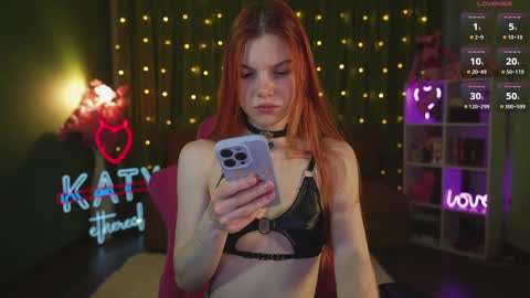 Snapshot of katy_ethereal chatting on September 26, 2:15 am Katy - online show from September 26, 2:15 am