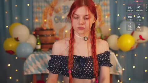 Snapshot of katy_ethereal chatting on October 6, 3:04 am Katy - online show from October 6, 3:04 am