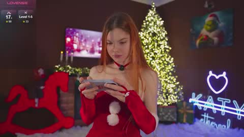 Snapshot of katy_ethereal chatting on December 14, 3:23 am Katy - online show from December 14, 3:23 am