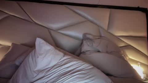 Emily online show from April 21, 1:42 am