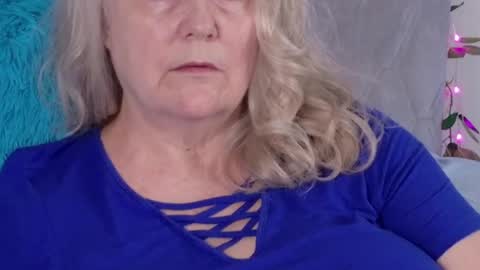 Snapshot of katy_nicole chatting on April 17, 7:28 pm katy_nicole online show from April 17, 7:28 pm