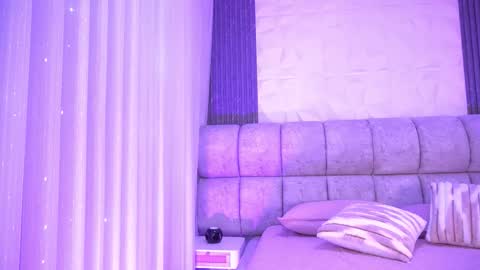 Katy online show from December 14, 11:59 am