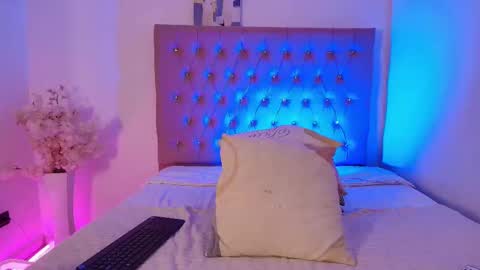 Katy Van online show from September 27, 5:34 am