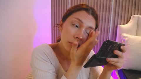 Katy Van online show from April 13, 9:42 pm