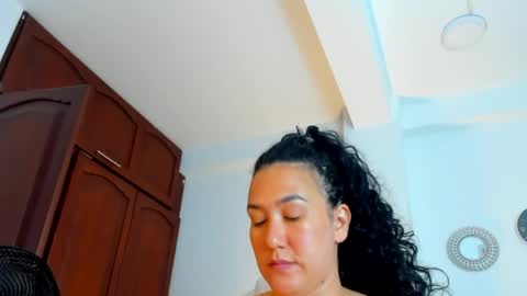 KATYAJHONSS online show from April 14, 8:59 pm