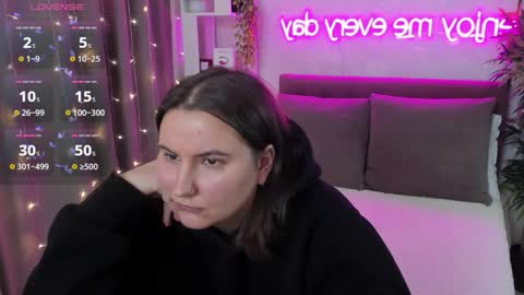 Kate online show from December 3, 5:26 am