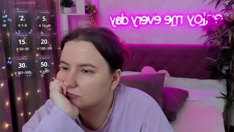 Kate online show from March 29, 4:45 am