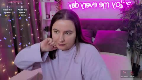 Kate online show from April 23, 5:52 am