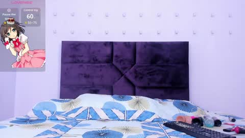 Snapshot of katybrowns chatting on December 20, 7:50 pm KATY online show from December 20, 7:50 pm