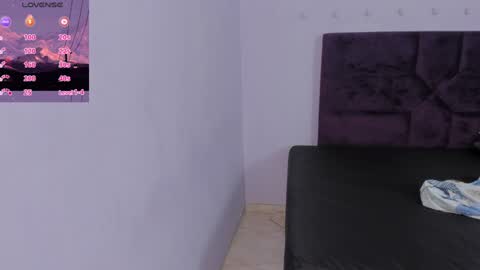 Snapshot of katybrowns chatting on January 5, 11:48 am KATY online show from January 5, 11:48 am