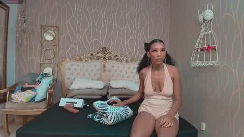 Snapshot of katybrowns chatting on October 12, 8:19 pm KATY online show from October 12, 8:19 pm