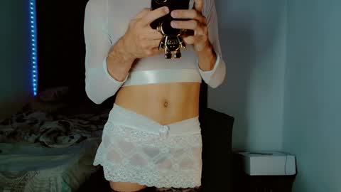 Snapshot of katykennex chatting on September 24, 10:35 pm KATY online show from September 24, 10:35 pm