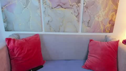 Snapshot of katymeaw chatting on July 9, 3:43 am katymeaw online show from July 9, 3:43 am