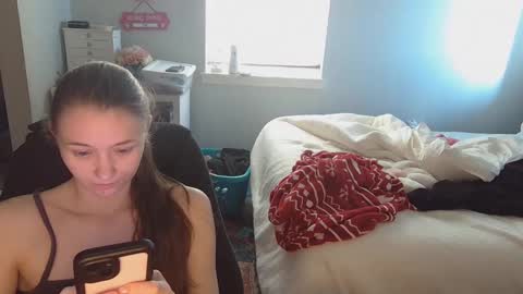 Katy online show from February 5, 6:34 pm