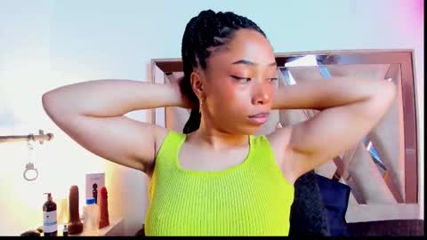 katyortiz online show from March 25, 11:49 am