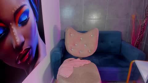 Snapshot of katypersian_ chatting on October 17, 8:33 pm Katy Persian online show from October 17, 8:33 pm