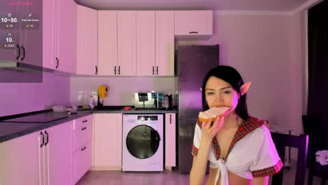 mai online show from May 17, 1:51 pm