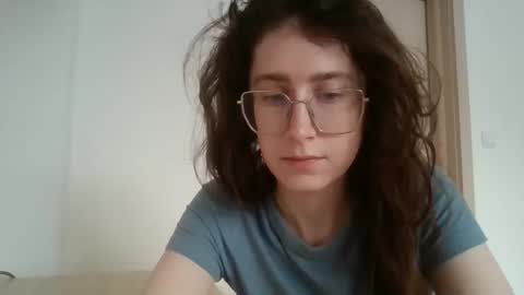 kawaii snowflake online show from December 1, 12:54 pm