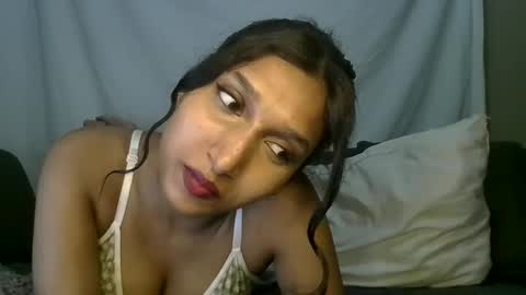 Snapshot of kawaiibabypie chatting on December 12, 7:37 pm kawaiibabypie online show from December 12, 7:37 pm