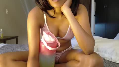 Snapshot of kawaiibabypie chatting on February 3, 12:25 pm kawaiibabypie online show from February 3, 12:25 pm