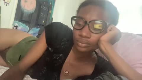 kawaiistrfkr online show from October 20, 7:47 pm