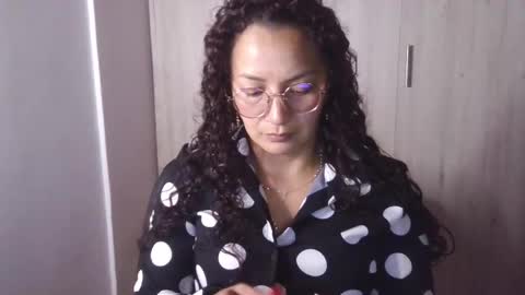 Snapshot of kawit1 chatting on February 17, 7:21 pm  Khawit  online show from February 17, 7:21 pm