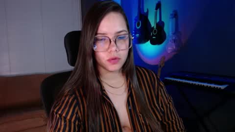 Kay online show from January 21, 5:27 am