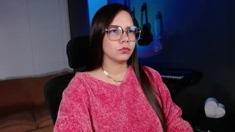 Kay online show from June 7, 2:05 am