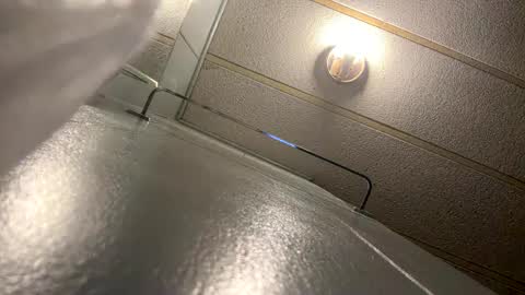 kay_la online show from September 18, 2:35 am