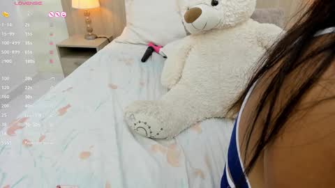   online show from March 3, 2:37 pm