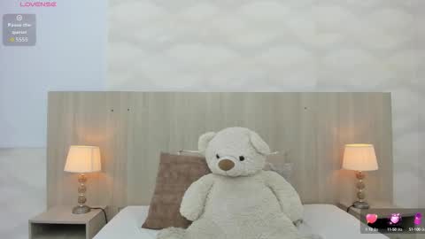   online show from September 18, 11:23 am