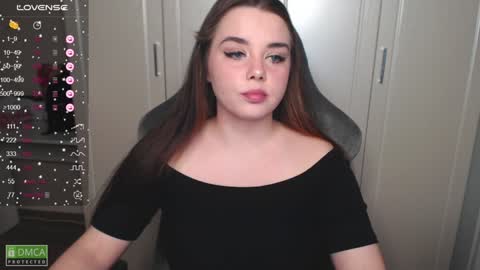 Alice online show from December 18, 9:08 pm