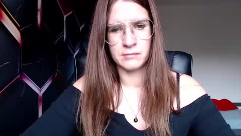 Snapshot of kayalips chatting on December 19, 12:45 pm KayaLips online show from December 19, 12:45 pm