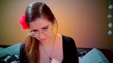 Snapshot of kayalips chatting on October 31, 10:22 pm KayaLips online show from October 31, 10:22 pm