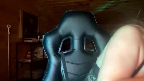 Kaybrookee online show from April 26, 4:43 am