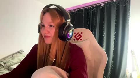 Amia online show from April 21, 5:28 pm