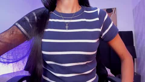 Snapshot of kayla_adams chatting on October 5, 11:30 am Kayla  online show from October 5, 11:30 am