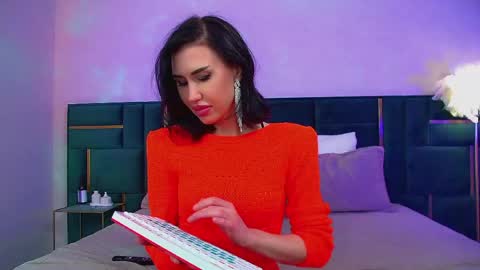 Snapshot of kaylamous chatting on June 3, 2:33 pm Kayla online show from June 3, 2:33 pm