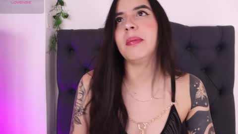 kaylee_lee online show from April 2, 3:48 am