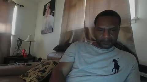 Snapshot of kayleekakesnslim chatting on February 25, 6:42 pm kaylee kakes online show from February 25, 6:42 pm