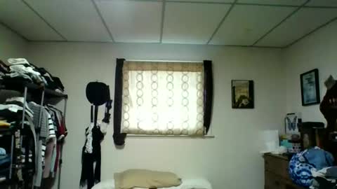 kaylee kakes online show from December 1, 5:18 pm