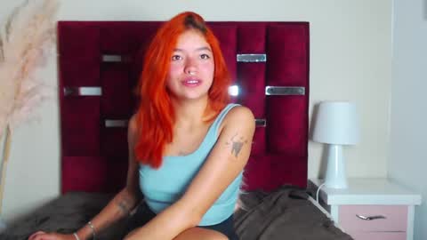 Snapshot of kayleemei chatting on May 17, 12:12 pm kayleemei online show from May 17, 12:12 pm