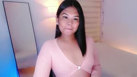 Snapshot of kayleepinay chatting on January 23, 12:04 am Y O U R F U T U R E K A Y L E E online show from January 23, 12:04 am